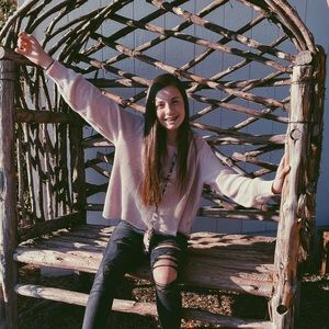 Meet your Posher, Kara